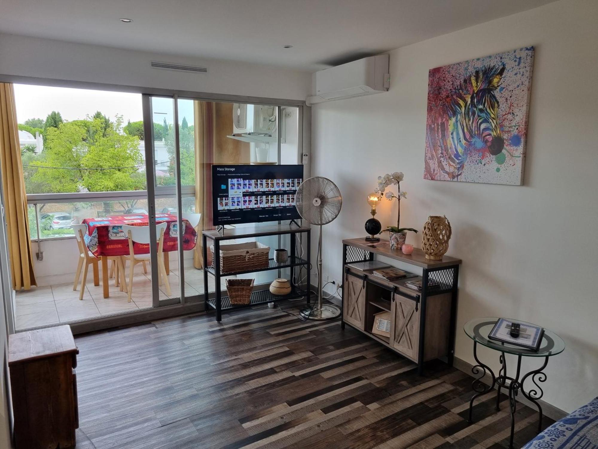 Superbe T2 Tout Confort 3 Etoiles, Entierement Renove Avec Piscine, Parking, Clim, Wifi, Netflix La Grande Motte Ngoại thất bức ảnh
